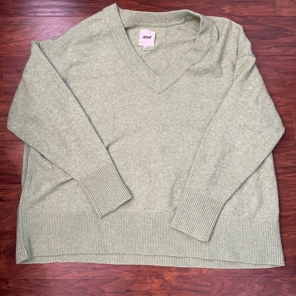 Aerie Oversized V-Neck Sweater Size XL - Picture 1 of 5